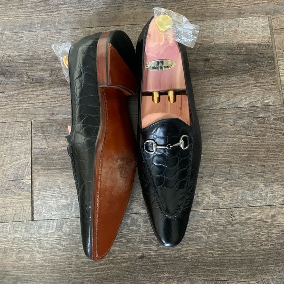 Embossed leather handmade shoes - Picture 2 of 3